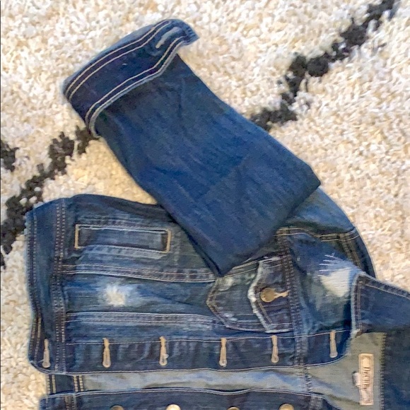 Jean jacket - Picture 4 of 5